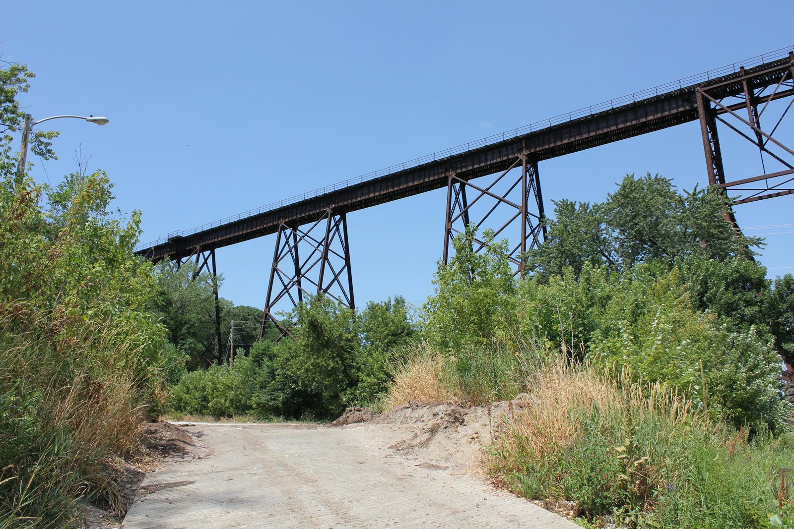 West approach (spans #24, right through #28, left)